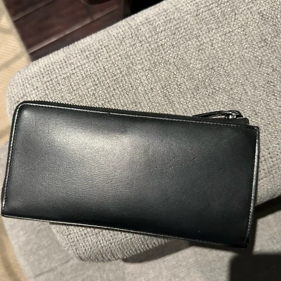Authentic YSL zip wallet - Picture 14 of 16